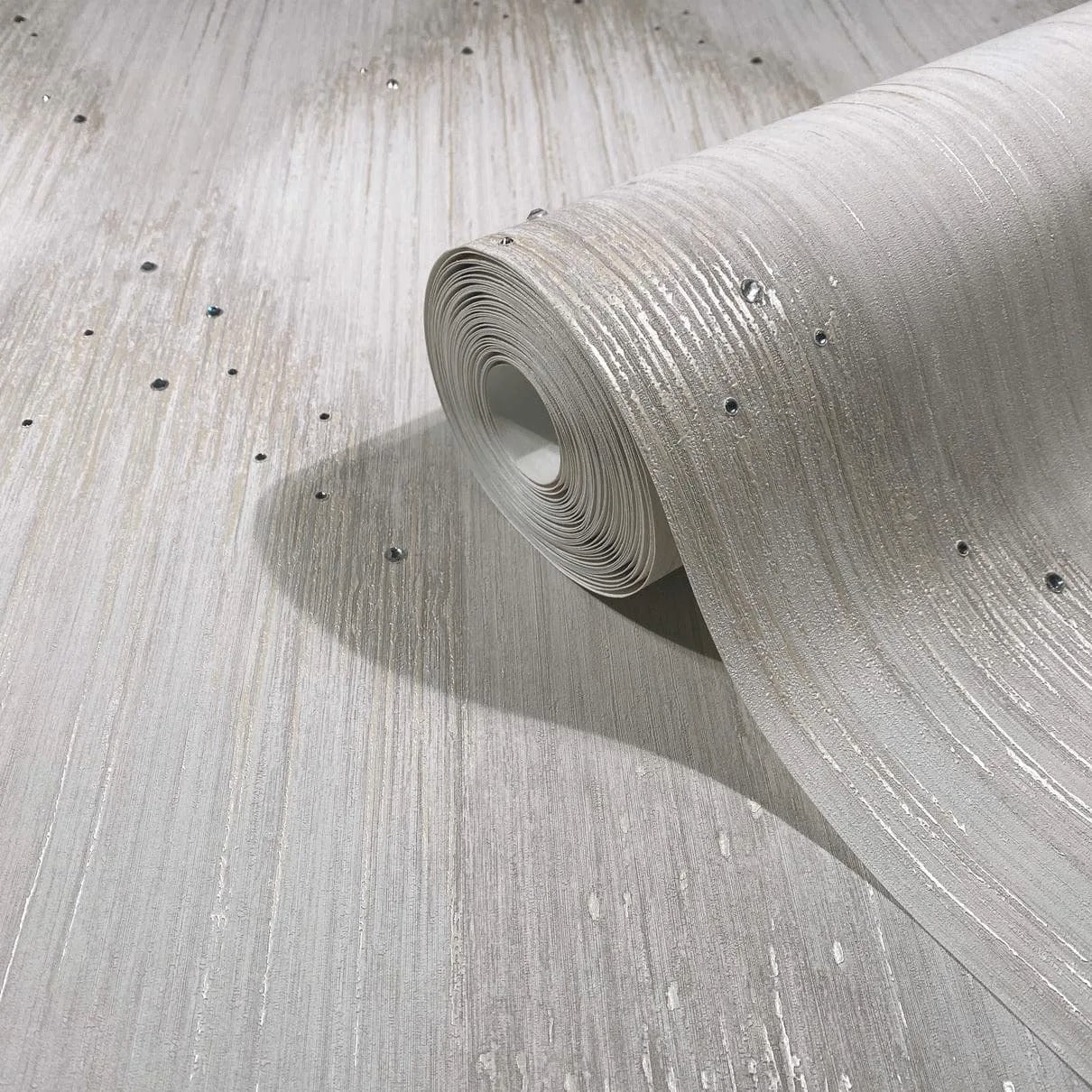 Silk Prism with Rhinestones - Creamrose Wallpaper